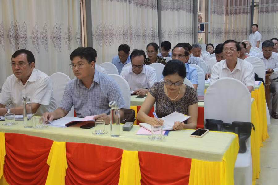 Các đại biểu tham dự Hội nghị.