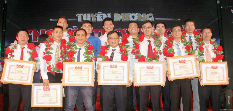 2 dai dien pv gas duoc tuyen duong nguoi tho tre gioi toan quoc lan xi nam 2020