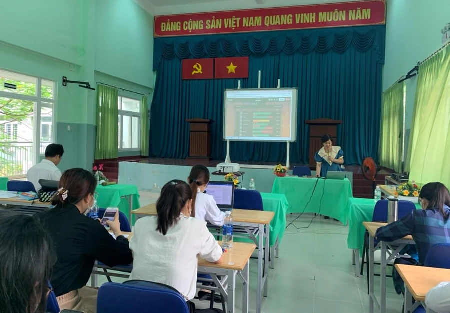 Buổi tập huấn tại địa điểm Trường Tiểu học Lý Thái Tổ (quận 8).