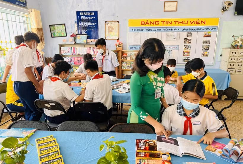 Tiết đọc sách của học sinh Trường THCS Gò Xoài (Bình Chánh).