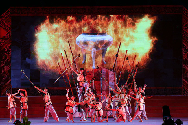 Festival Huế 2020 hướng đến "Festival xanh, nói không với sản phẩm nhựa sử dụng một lần" ảnh 2 Festival Huế 2020 hướng đến "Festival xanh, nói không với sản phẩm nhựa sử dụng một lần" ảnh 2