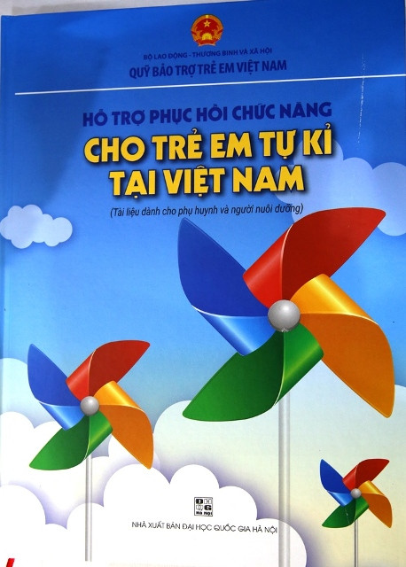 Cẩm nang hỗ trợ phục hồi chức năng cho trẻ em tự kỷ.