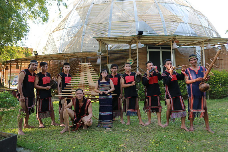 Các nghệ sĩ, nghệ nhân đến từ ba tỉnh Tây Nguyên: Lâm Đồng, Đăk Lăk và Gia Lai Các nghệ sĩ, nghệ nhân đến từ ba tỉnh Tây Nguyên: Lâm Đồng, Đăk Lăk và Gia Lai