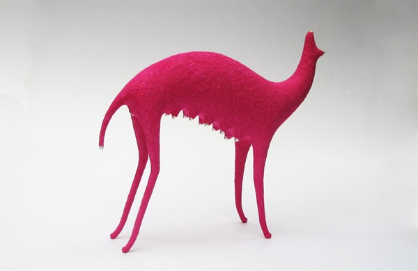 Tượng chó nghệ thuật của nhà điêu khắc Thái Nhật Minh. Tượng chó nghệ thuật của nhà điêu khắc Thái Nhật Minh.