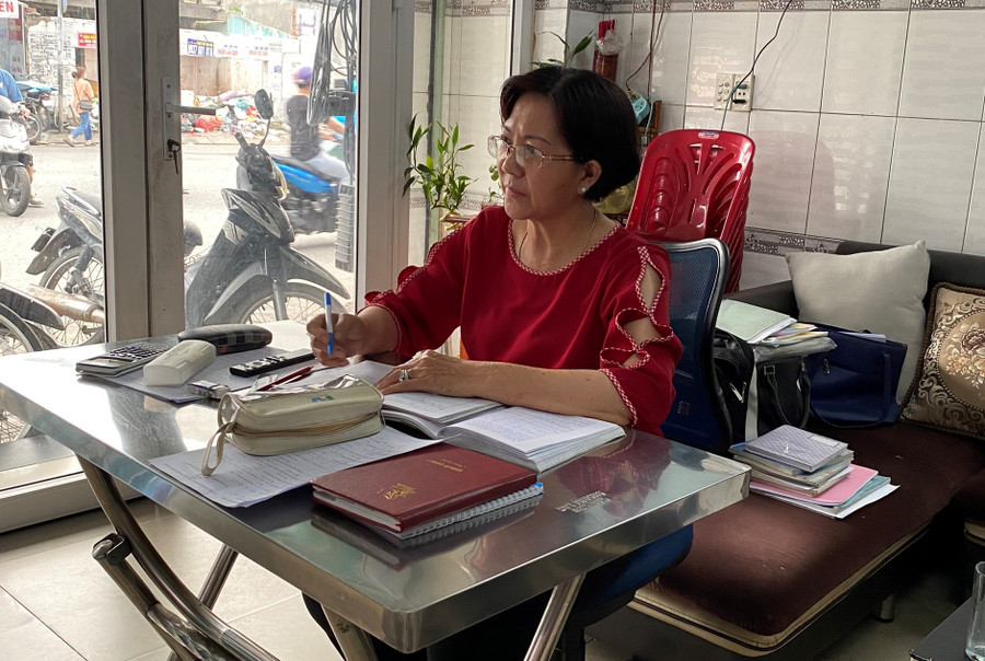 Bà Ngô Thị Kim Chi trong thời gian ôn tập trước kỳ thi tốt nghiệp THPT. Bà Ngô Thị Kim Chi trong thời gian ôn tập trước kỳ thi tốt nghiệp THPT.