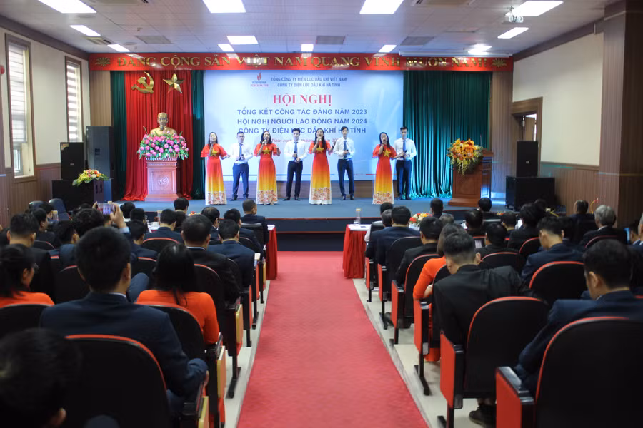 Hội nghị Tổng kết công tác Đảng và Người lao động 2023.