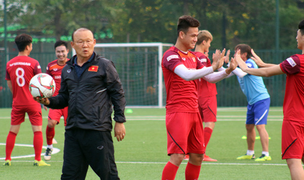 Việt Nam chốt danh sách dự SEA Games, Thái Lan lập tức điểm xong binh tướng