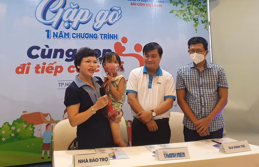 Bé Nguyễn Đặng Hoàng Anh (5 tuổi) được nhận bảo trợ lần này.