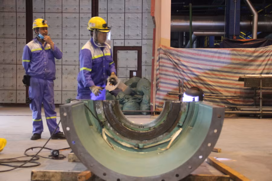 Nhà máy Nhiệt điện Vũng Áng I tiếp tục phối hợp với các đơn vị liên quan, tập trung cao cho công tác khắc phục sự cố kỹ thuật tổ máy số 1.