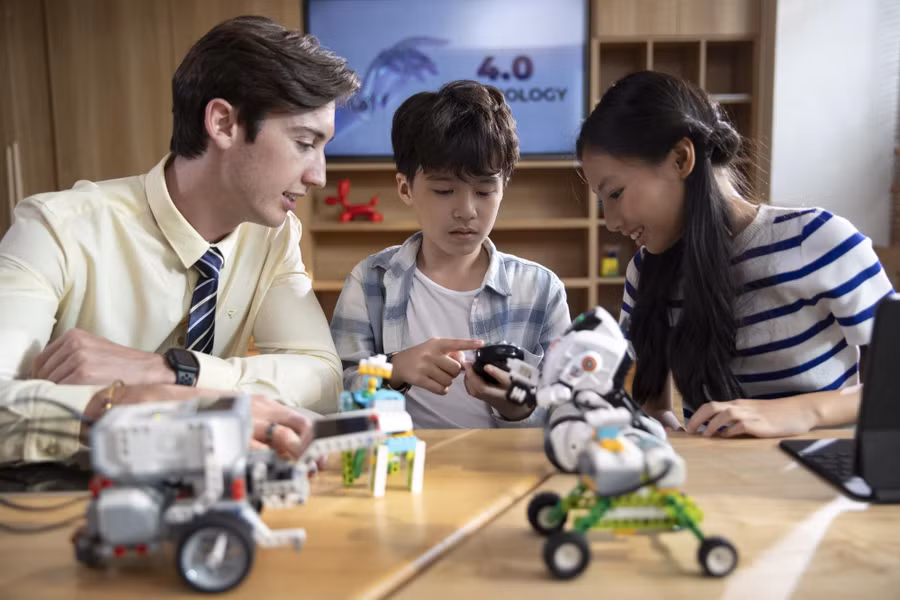 Lớp công nghệ 4.0.