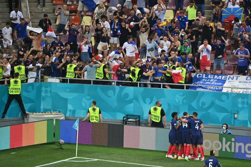 Mbappe hỏng penalty, Thụy Sĩ tạo địa chấn loại Pháp khỏi Euro 2020 ảnh 13 Mbappe hỏng pen, Thụy Sĩ tạo địa chấn loại Pháp trong trận cầu điên rồ - ảnh 14
