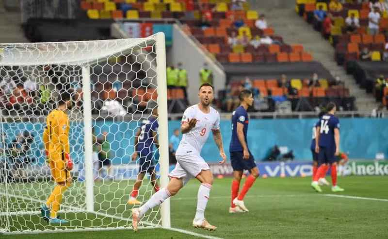 Mbappe hỏng pen, Thụy Sĩ tạo địa chấn loại Pháp trong trận cầu điên rồ - ảnh 11