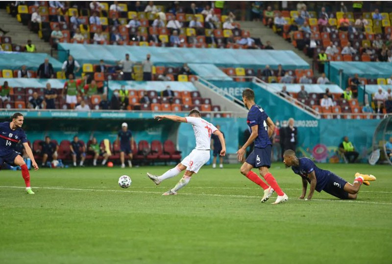 Mbappe hỏng penalty, Thụy Sĩ tạo địa chấn loại Pháp khỏi Euro 2020 ảnh 8 Mbappe hỏng pen, Thụy Sĩ tạo địa chấn loại Pháp trong trận cầu điên rồ - ảnh 9