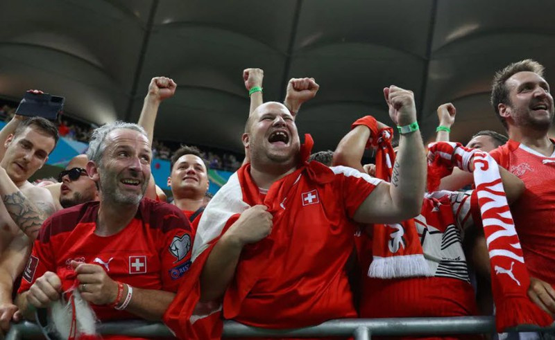 Mbappe hỏng penalty, Thụy Sĩ tạo địa chấn loại Pháp khỏi Euro 2020 ảnh 19 Mbappe hỏng pen, Thụy Sĩ tạo địa chấn loại Pháp trong trận cầu điên rồ - ảnh 20