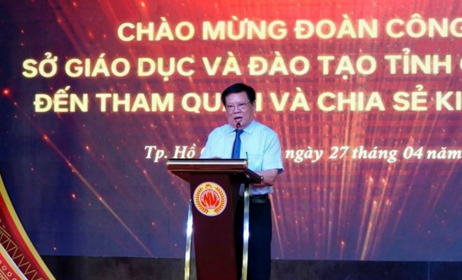 Ông Thái Viết Tường phát biểu tại buổi làm việc.