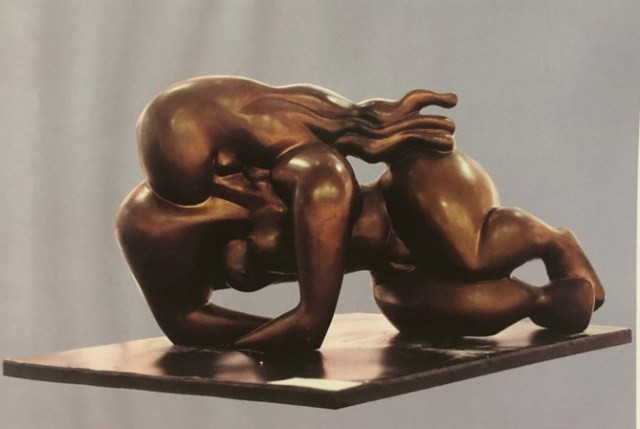 Tác phẩm "Con gái" của họa sĩ điêu khắc Tạ Quang Bạo Tác phẩm "Con gái" của họa sĩ điêu khắc Tạ Quang Bạo