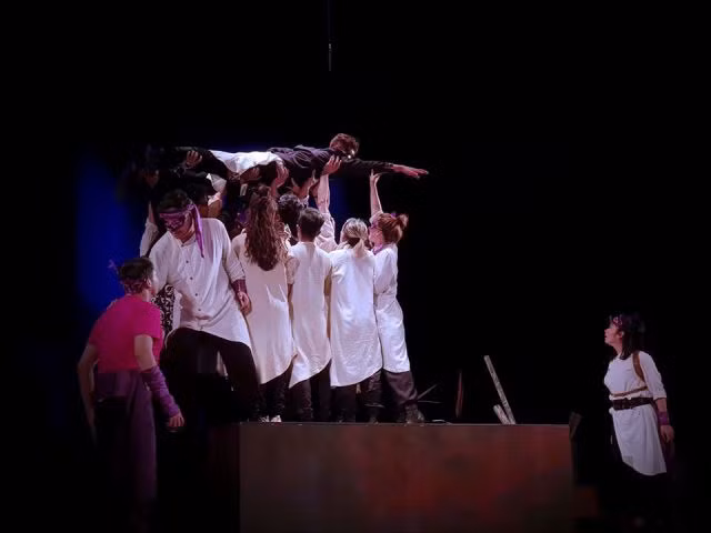 Cảnh trong "Romeo và Juliet" phiên bản 2019