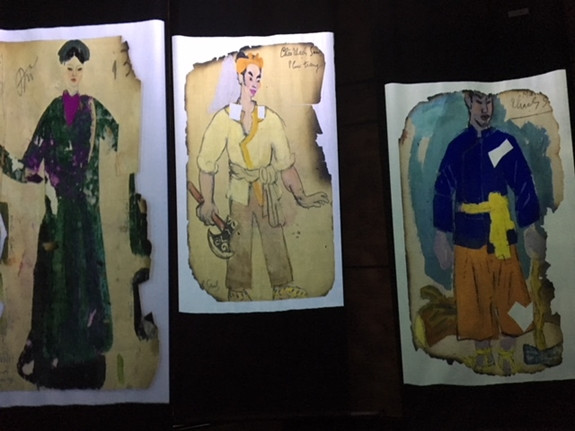 Tranh đa phương tiện đầu tiên của danh họa Bùi Xuân Phái. Tranh đa phương tiện đầu tiên của danh họa Bùi Xuân Phái.