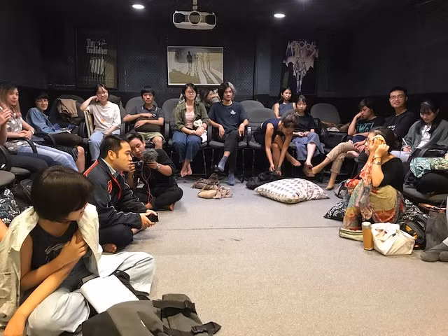 Người trẻ học “làm phim tài liệu sáng tạo”