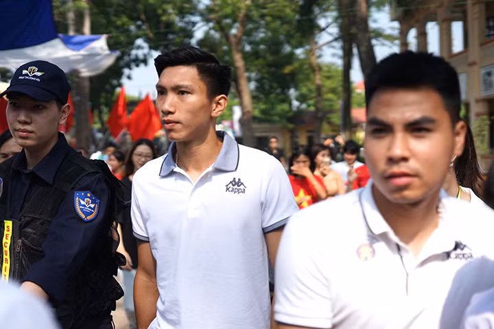 "Strong Vietnam" nằm trong khuôn khổ thoả thuận hợp tác góp phần "Nâng cao chất lượng công tác giáo dục thể chất và hoạt động thể thao trong nhà trường giữa Bộ Giáo dục và Đào tạo với Tập đoàn T&T Group đã ký trước đó.