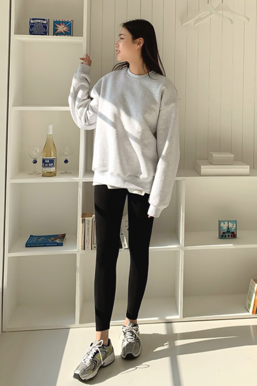 4 cách diện quần legging vừa sang vừa ấm của các tín đồ thời trang ảnh 8 4 cách diện quần legging vừa sang vừa ấm của các tín đồ thời trang ảnh 8