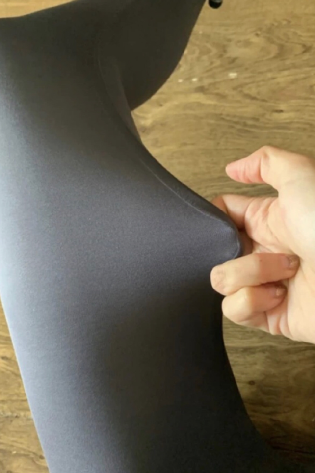 4 cách diện quần legging vừa sang vừa ấm của các tín đồ thời trang ảnh 3 4 cách diện quần legging vừa sang vừa ấm của các tín đồ thời trang ảnh 3