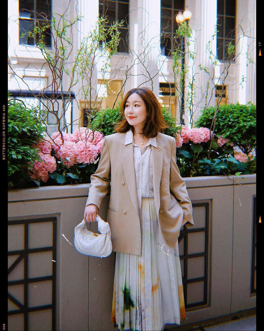 Cách phối cả chục set đồ xịn đẹp chỉ với một kiểu blazer ảnh 3 Cách phối cả chục set đồ xịn đẹp chỉ với một kiểu blazer ảnh 3