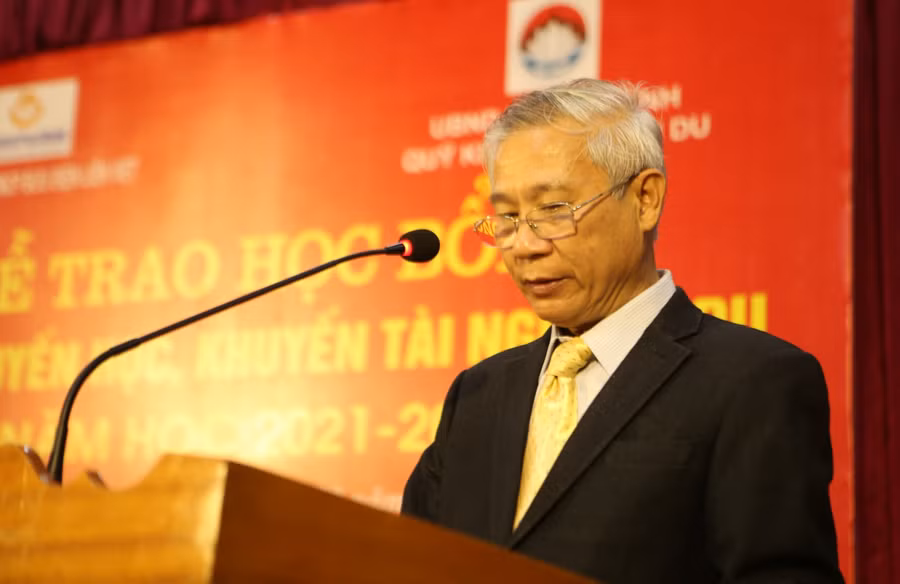 Ông Đoàn Đình Anh, Chủ tịch Hội Khuyến học Hà Tĩnh phát biểu.