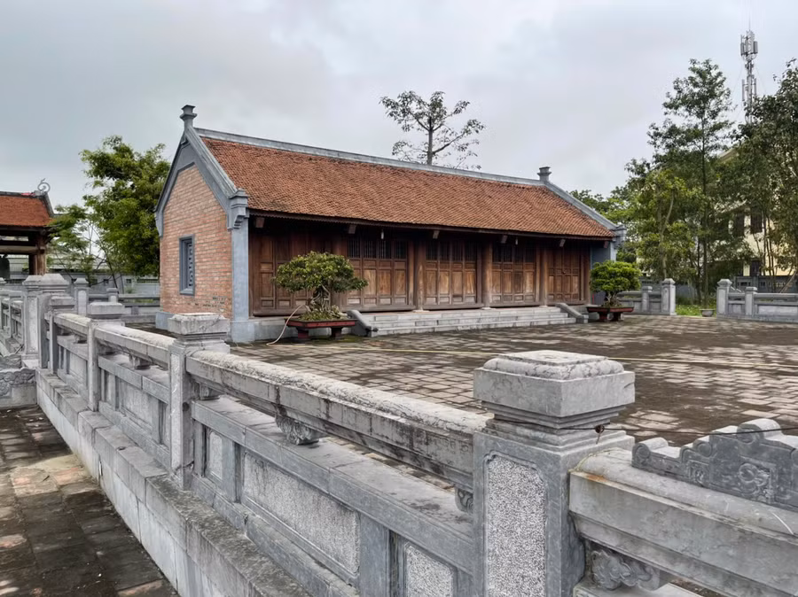 Tháng 12/2014, trên nền đất cũ tại phường Thạch Linh, di tích được phục dựng với tổng diện tích khuôn viên 1,67 ha. Các hạng mục công trình dự án được xây dựng trên phần đất cũ của Văn Miếu xưa gồm 19 hạng mục: như nhà đại bái, nhà tả hữu vu, nhà bia, nhà trưng bày, khải thánh, văn miếu môn...