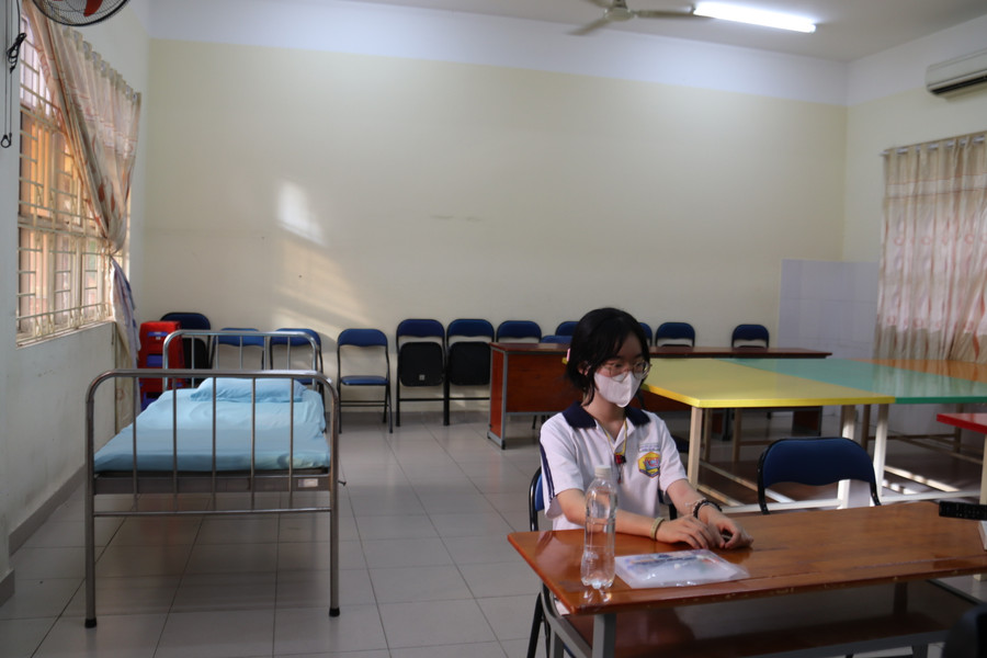 Phòng thi của thí sinh Trương Yến Nhi. Phòng thi của thí sinh Trương Yến Nhi.