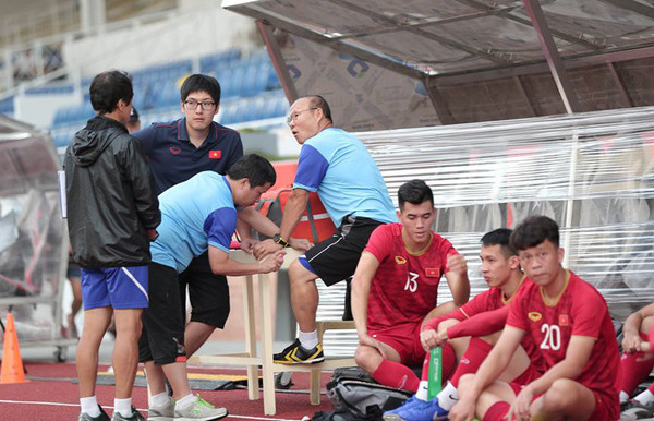 ĐT nam và nữ Việt Nam gặp khó ở buổi tập đầu tiên tại Philippines ảnh 1 ĐT nam và nữ Việt Nam gặp khó ở buổi tập đầu tiên tại Philippines ảnh 1