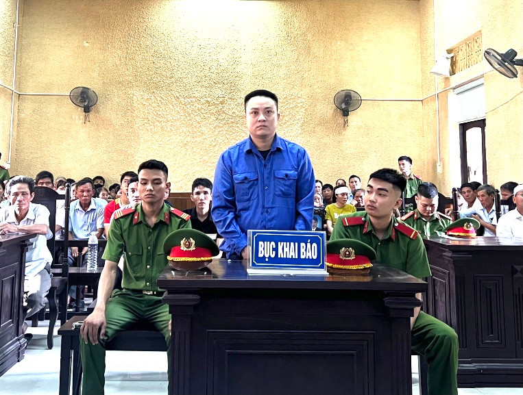 Bị cáo Phan Song Pha tại phiên tòa xét xử sơ thẩm. Bị cáo Phan Song Pha tại phiên tòa xét xử sơ thẩm.