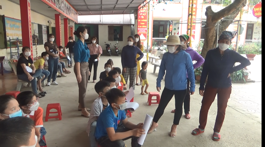 Trường Tiểu học Bắc Lý số 2 huyện Hiệp Hòa: Tiêm vắc xin phòng Covid-19 để đảm bảo an toàn sức khỏe cho học sinh ảnh 6 Trường Tiểu học Bắc Lý số 2 huyện Hiệp Hòa: Tiêm vắc xin phòng Covid-19 để đảm bảo an toàn sức khỏe cho học sinh ảnh 6