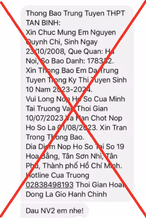 Nội dung tin nhắn giả mạo được gửi cho một số học sinh.