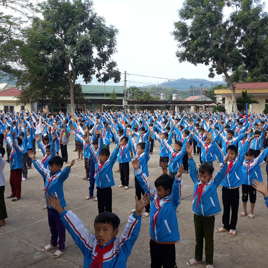 Hoạt động giữa giờ.