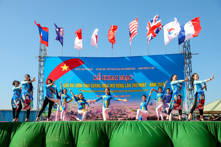 Hoạt động văn hóa, văn nghệ