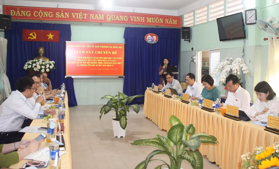 Quang cảnh buổi giám sát.