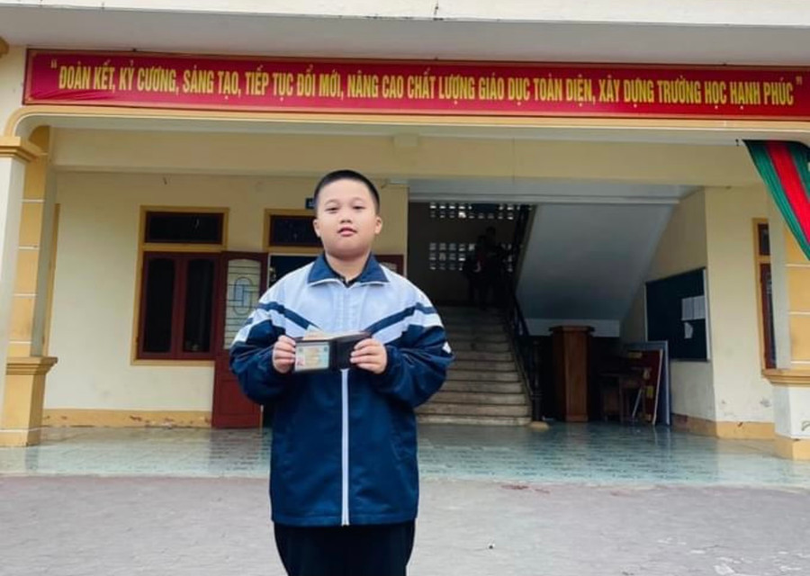 Em Nguyễn Phạm Văn Thăng (HS lớp 6C, Trường THCS Xuân Diệu. Em Nguyễn Phạm Văn Thăng (HS lớp 6C, Trường THCS Xuân Diệu.