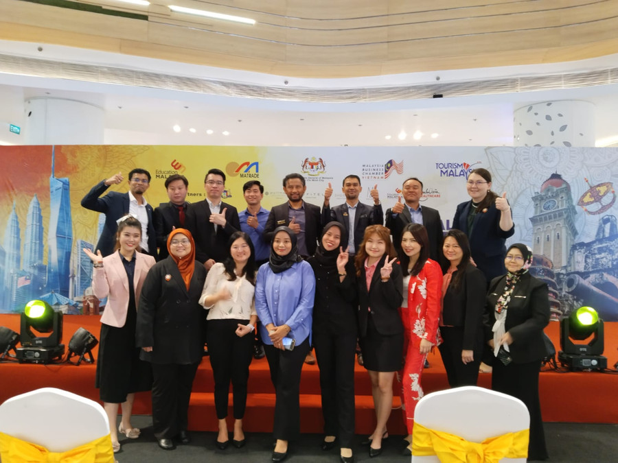 Các đại biểu tham dự chương trình Ngày hội giáo dục Malaysia Việt Nam.