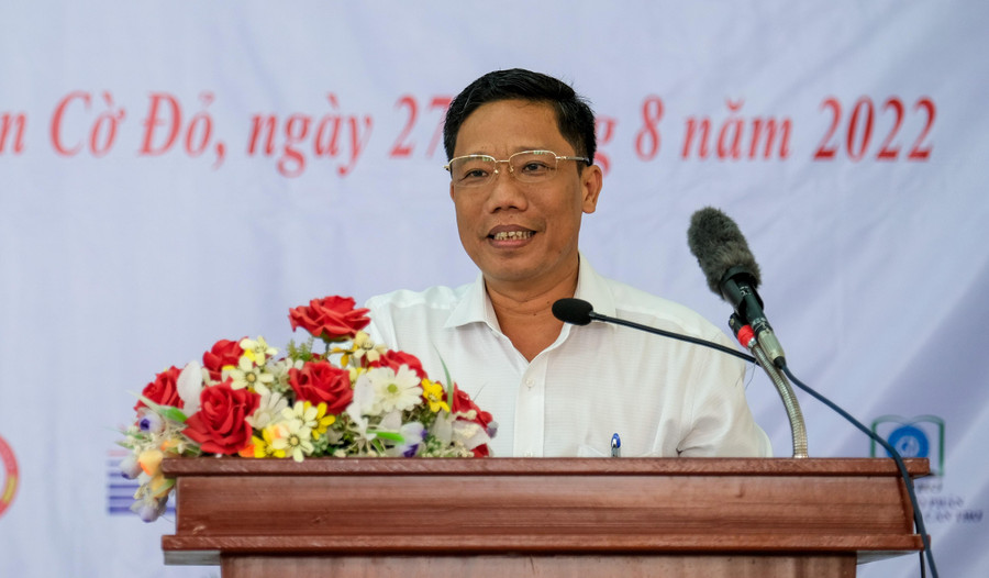 Ông Nguyễn Thực Hiện phát biểu cảm ơn Báo GD&amp;TĐ cùng các mạnh thường quân.