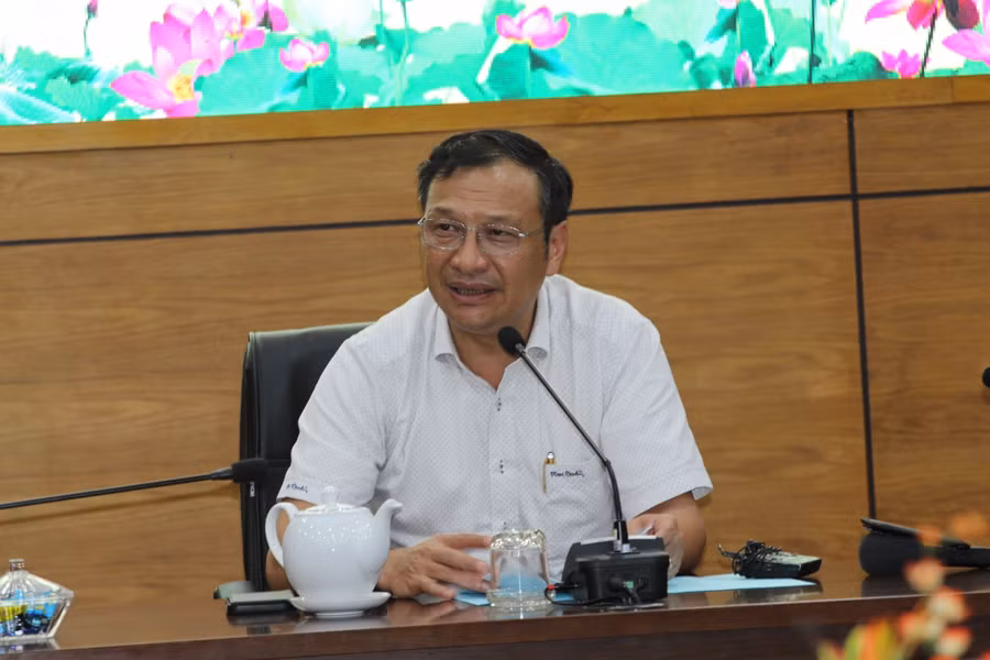 Ông Lê Hoài Nam thông tin tại buổi họp báo.