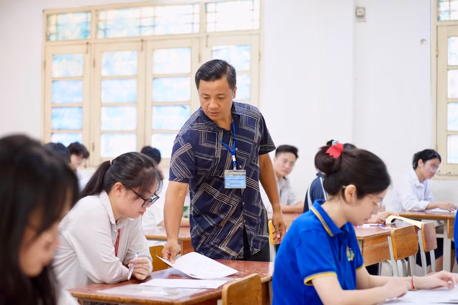 Với những thí sinh bị sai lệch thông tin sẽ được giám thị coi thi tiếp nhận và báo cáo để chỉnh sửa kịp thời.