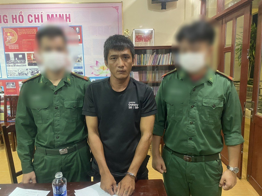 Đối tượng Trần Duy Long bị lực lượng BĐBP Bà Rịa-Vũng Tàu bắt giữ.