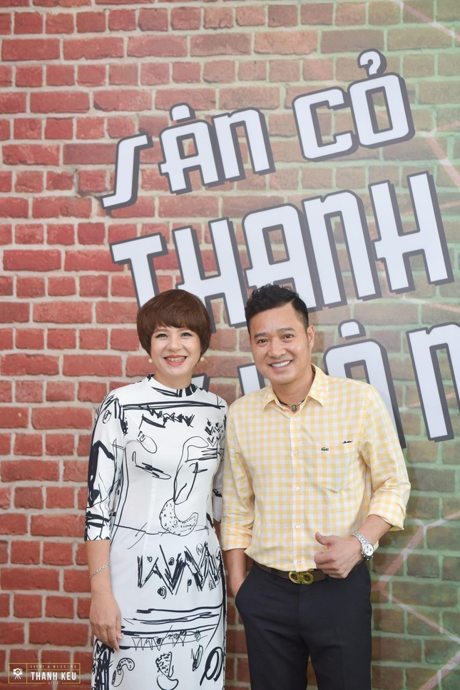 Cựu tuyển thủ và MC Diễm Quỳnh. Gặp gỡ Hồng Sơn ở Quán Thanh Xuân, tiết lộ cuộc sống hiện tại ở tuổi 51 của nam danh thủ ảnh 5