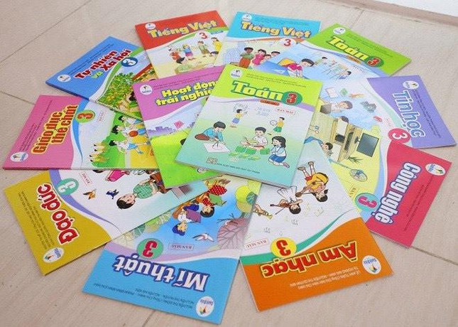 Làm sách giáo khoa bằng cả cái tâm với học trò ảnh 4 Làm sách giáo khoa bằng cả cái tâm với học trò ảnh 4