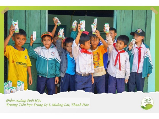 Vinamilk đồng hành cùng Cặp lá yêu thương:Trao cơ hội đi học, cho cơ hội đổi đời ảnh 3 Vinamilk đồng hành cùng Cặp lá yêu thương ‘Trao cơ hội đi học, cho cơ hội đổi đời’ - ảnh 2