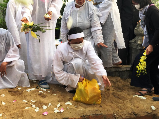 Xúc động tang lễ ‘cung nữ đặc biệt’ triều Nguyễn - ảnh 16