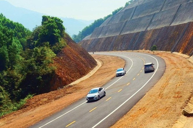 Chuyển 2 dự án thuộc cao tốc Bắc - Nam sang đầu tư công ảnh 2 Chuyển 2 dự án thuộc cao tốc Bắc - Nam sang đầu tư công - ảnh 2
