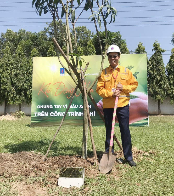 KĐN: Chung tay vì màu xanh trên công trình khí ảnh 2 KĐN: Chung tay vì màu xanh trên công trình khí - ảnh 3