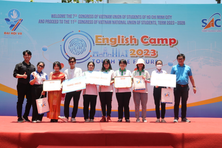 Các đội thi đã được trao giải tại ngày hội. Các đội thi đã được trao giải tại ngày hội.